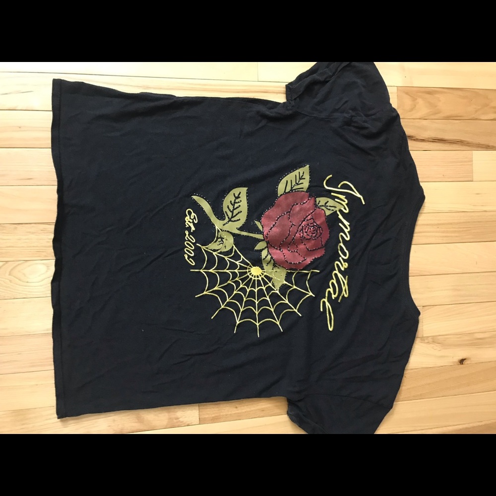 Twisted logo tee